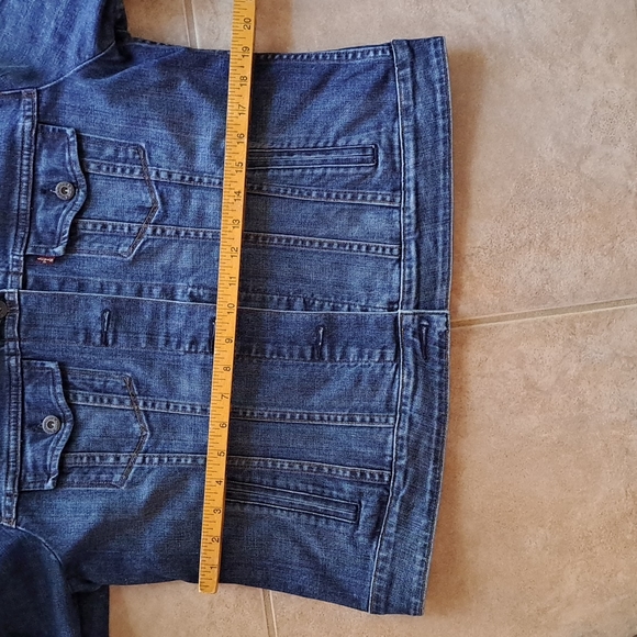 Levi's - Picture 15 of 16